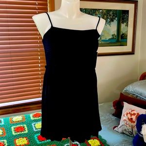 Lulu’s Black Spagheti Strap Strecth Top New